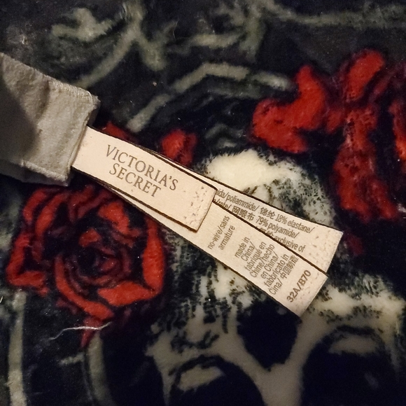 VS bra - Picture 3 of 3